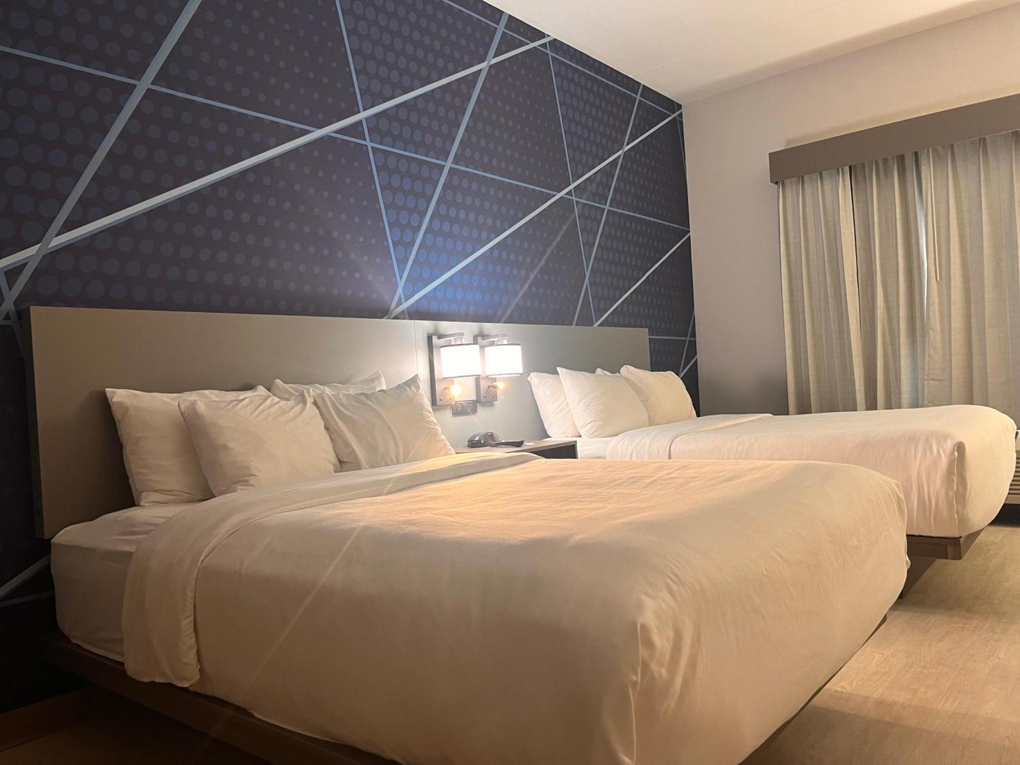 Comfort Suites Louisville Airport Dış mekan fotoğraf