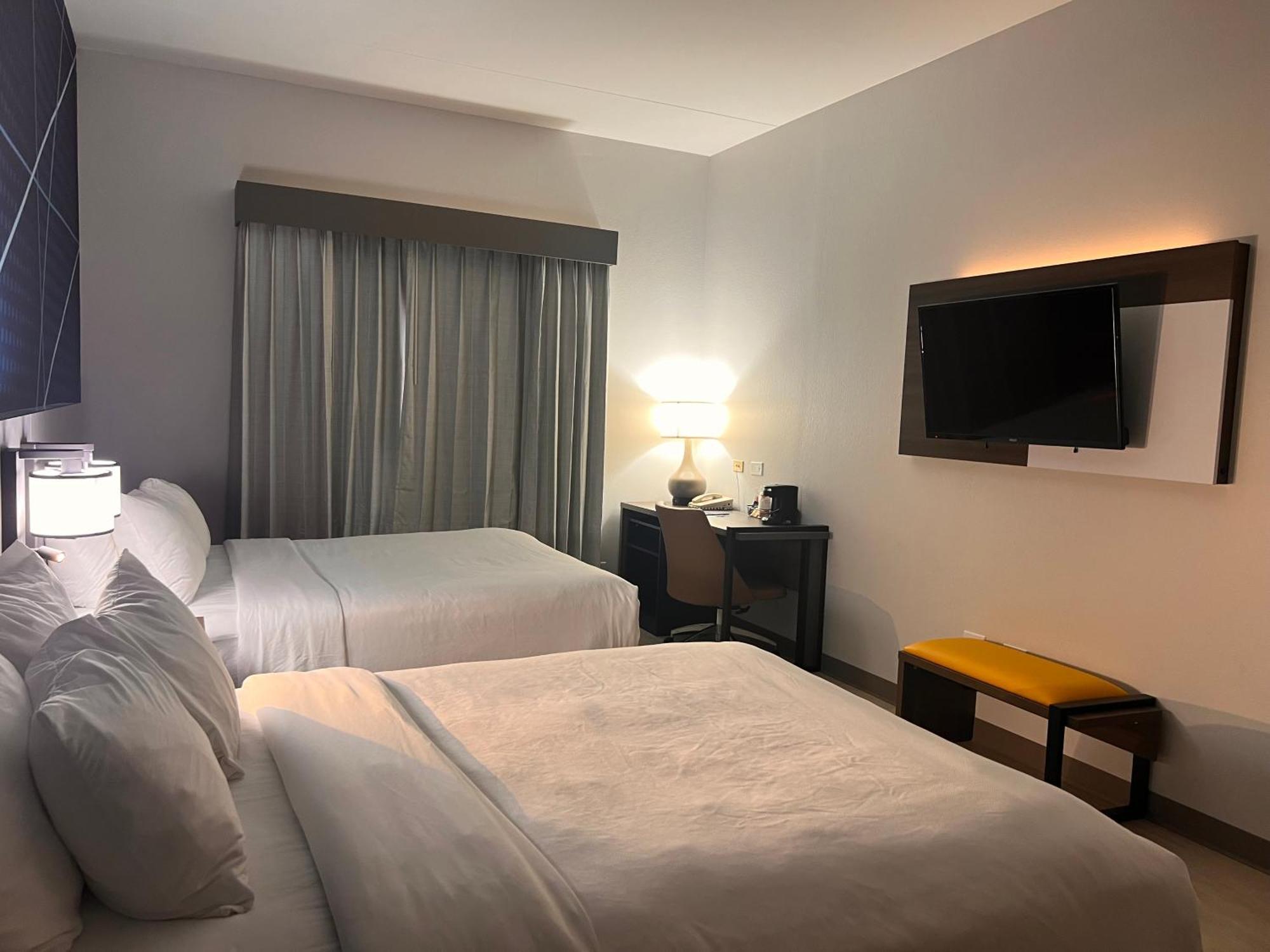 Comfort Suites Louisville Airport Dış mekan fotoğraf