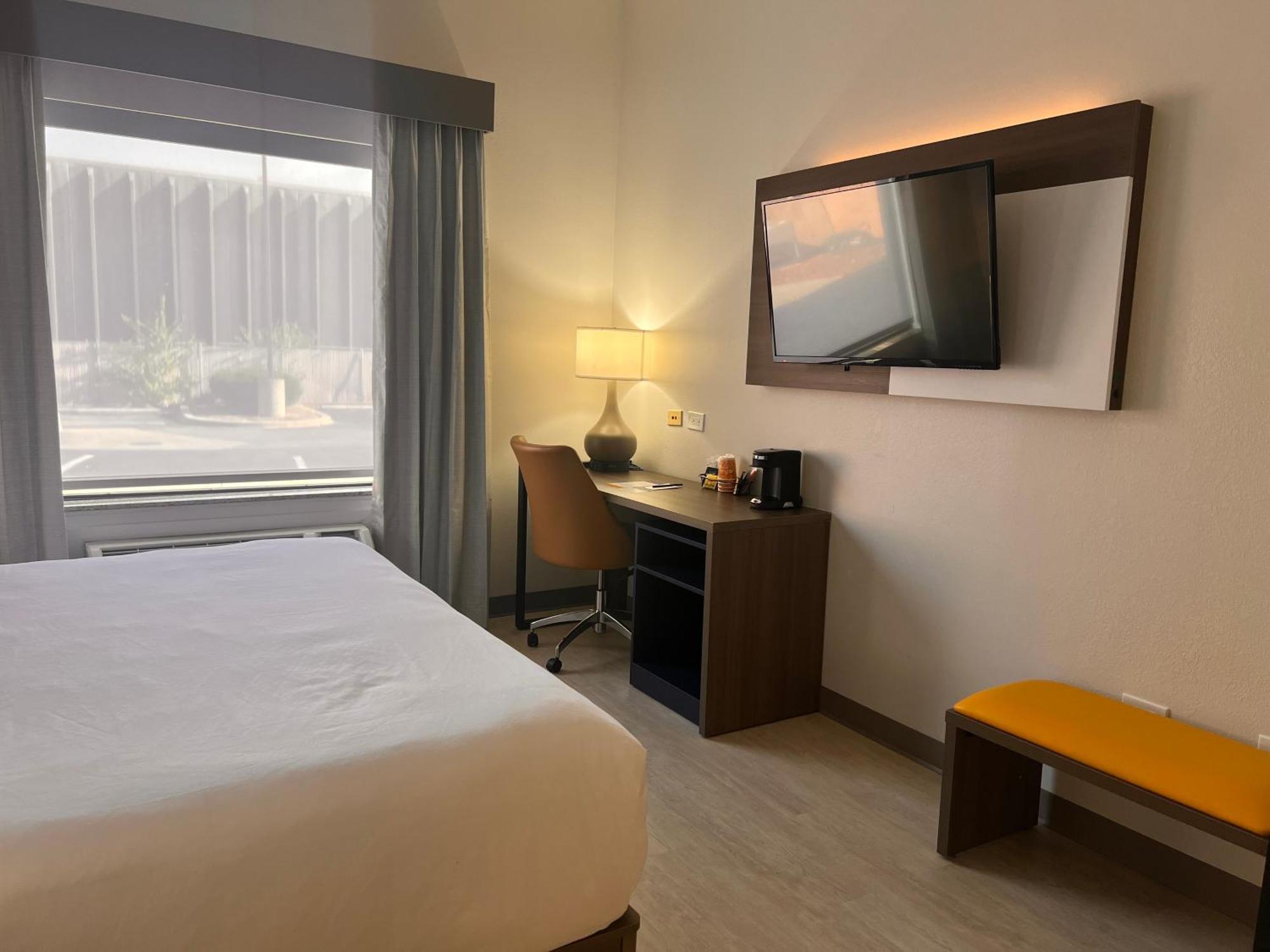 Comfort Suites Louisville Airport Dış mekan fotoğraf