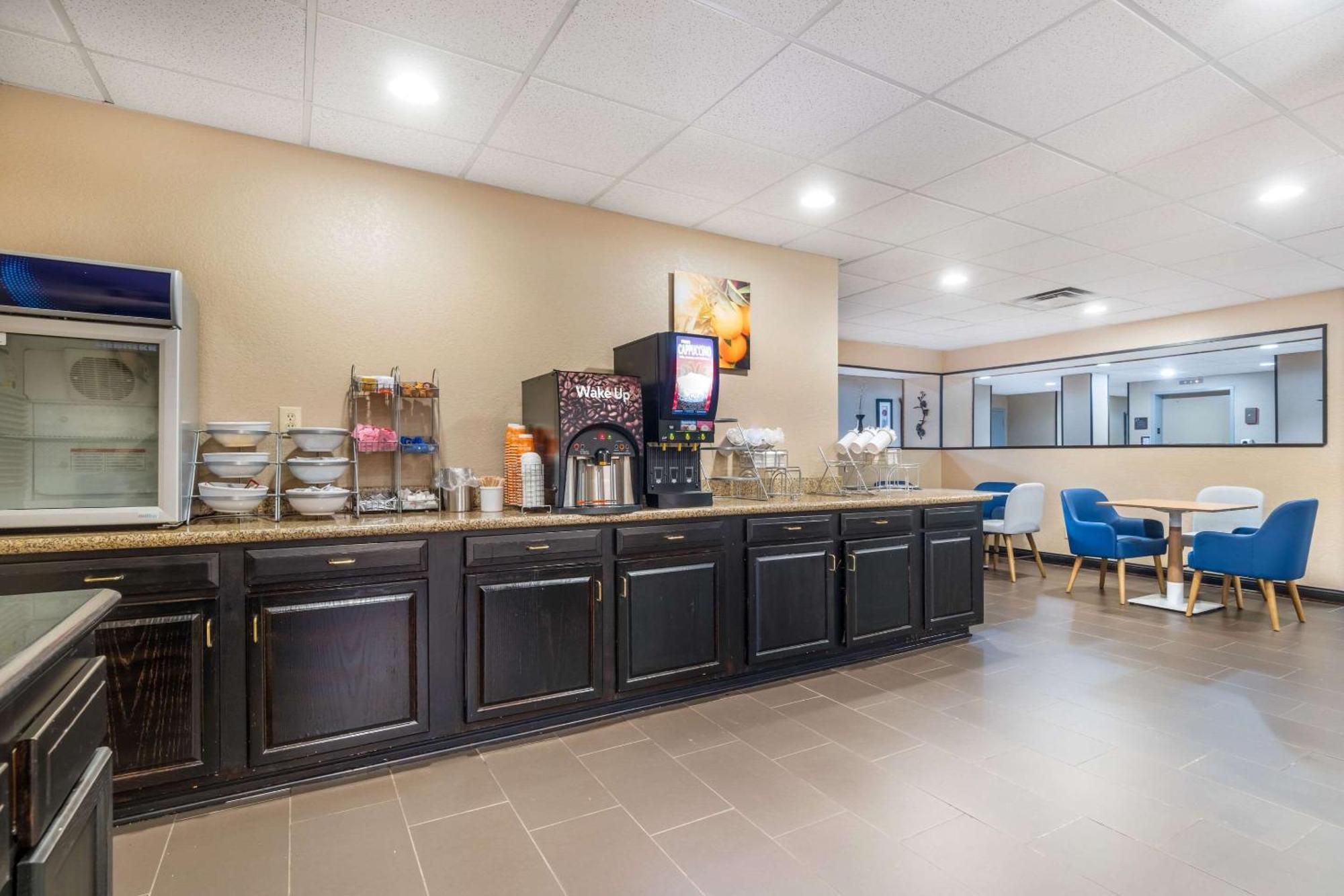 Comfort Suites Louisville Airport Dış mekan fotoğraf