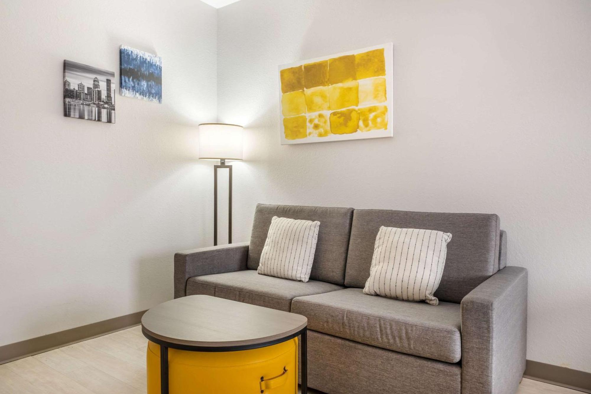 Comfort Suites Louisville Airport Dış mekan fotoğraf