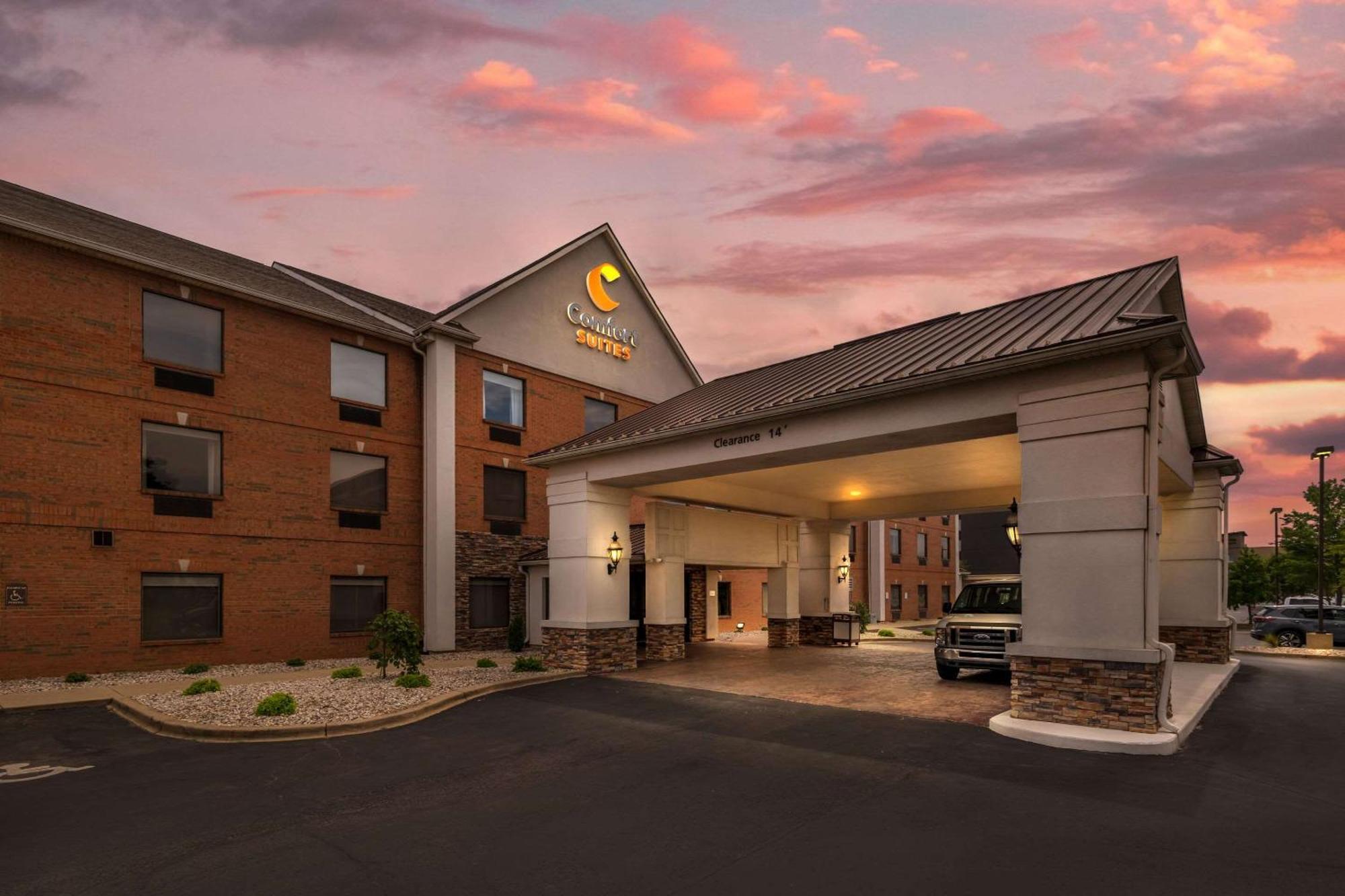 Comfort Suites Louisville Airport Dış mekan fotoğraf